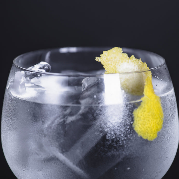 Gin, enebro y especias de calidad